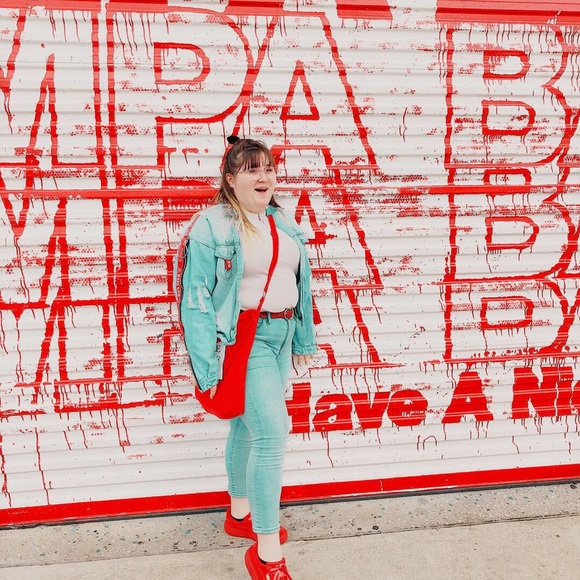 Meet Jennifer 🤩🧵💖 - Picture 3 of 7